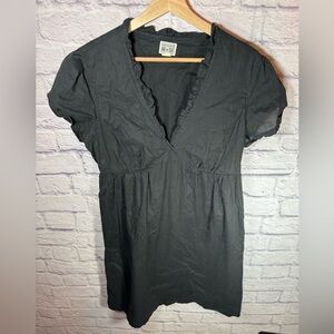 Converse solid black casual dress vneck women’s size large‎